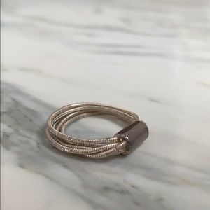 & OTHER STORIES Ring